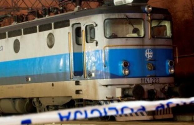U naletu teretnog vlaka kraj Knina poginula ženska osoba