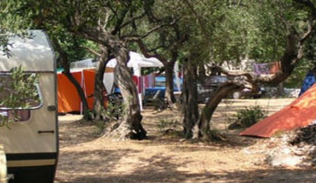 U alkoholiziranom stanjuSlovenac vlasniku kampa blizu Šibenika prijetio smrću