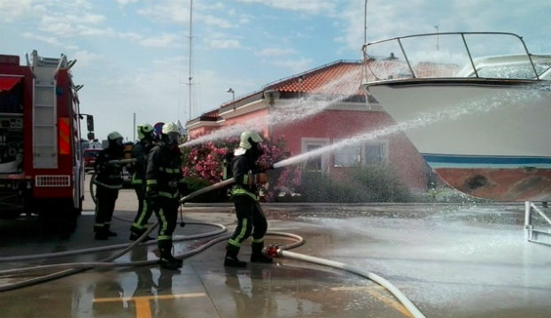 U Rogoznici izbio požar zbog neopreznog paljenja otpada