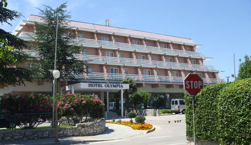 Uhićen maloljetnik iz Stankovaca osumnjičen za pljačku dvojice zaposlenika vodičkog hotela