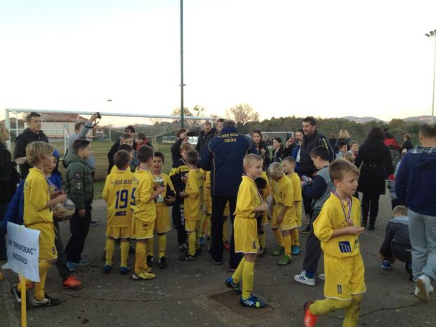 FOTO: ‘1. Kup Joso Bego’ okupio u Zablaću stotinjak malih nogometaša