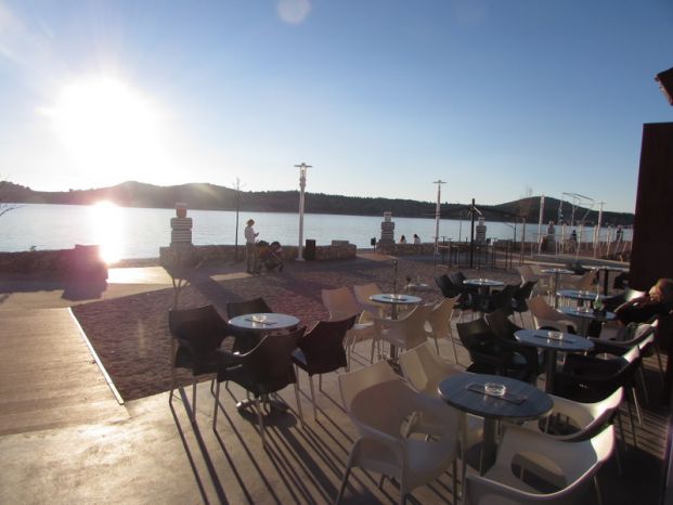 FOTO: Dnevni đir na prekrasnoj šibenskoj plaži u Makari klubu