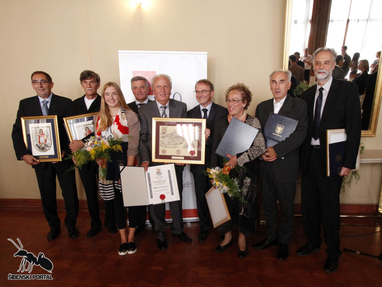 FOTO: Dodijeljene nagrade Grada Šibenika zaslužnim pojedincima