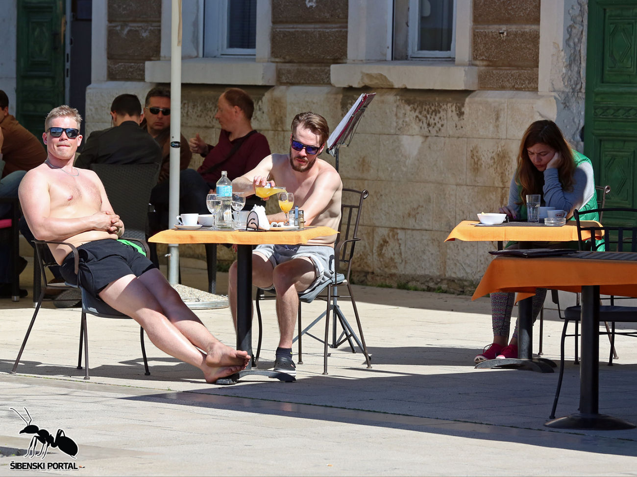 FOTO: Šibenčani su na štekatu tražili svoje mjesto pod suncem