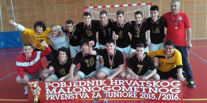 KNIN SLAVI ŠAMPIONE: Juniori Kijeva prvaci Hrvatske!