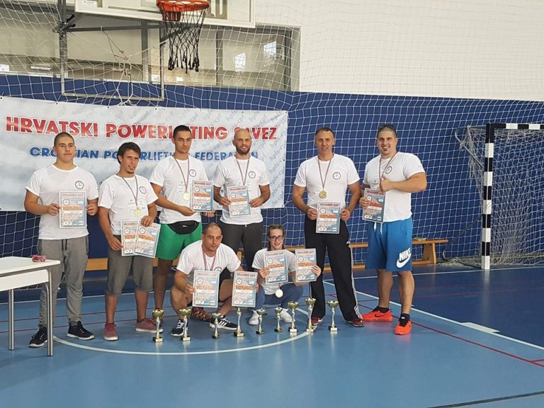 Šibenski powerlifteri uzeli devet zlata na domaćem terenu, Goran Šimić i Martina Perković apsolutni pobjednici