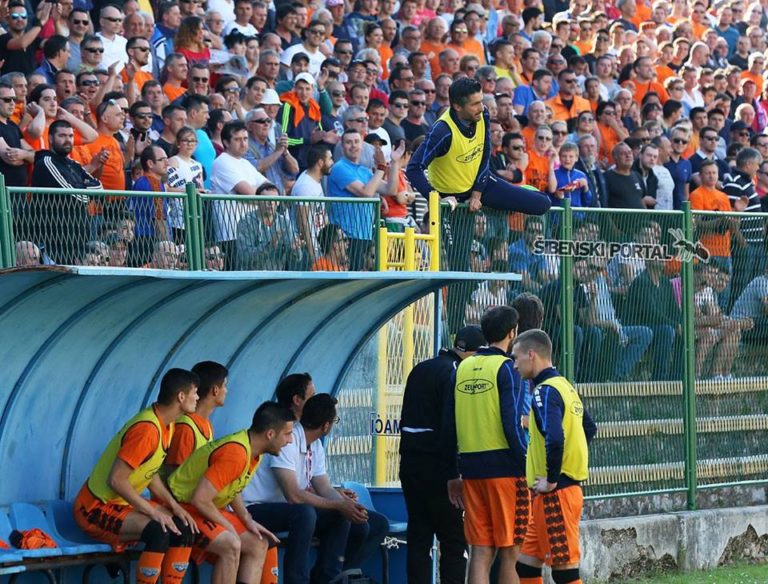 Hrvoje Slavica u Zagoru je doveden kao trener vratara, ali silom prilika morat će stati na gol