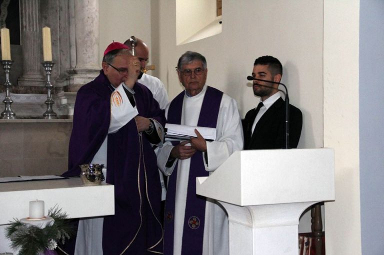 Biskup Rogić blagoslovio obnovljenu crkvu svete Nediljice