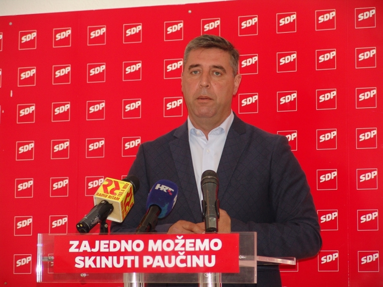 Zastupničko pitanjeVidović: Hoće li premijer osuditi veličanje ratnih zločinaca u Srbiji i negiranje žrtve Vukovara?