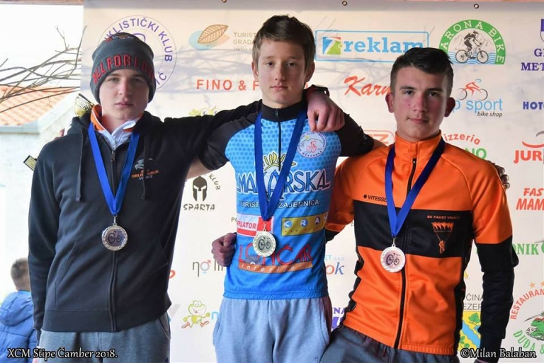 FOTO Vodički ‘Orlovi’ dopedalali do pet medalja na utrci u XC Zimske lige Dalmacije