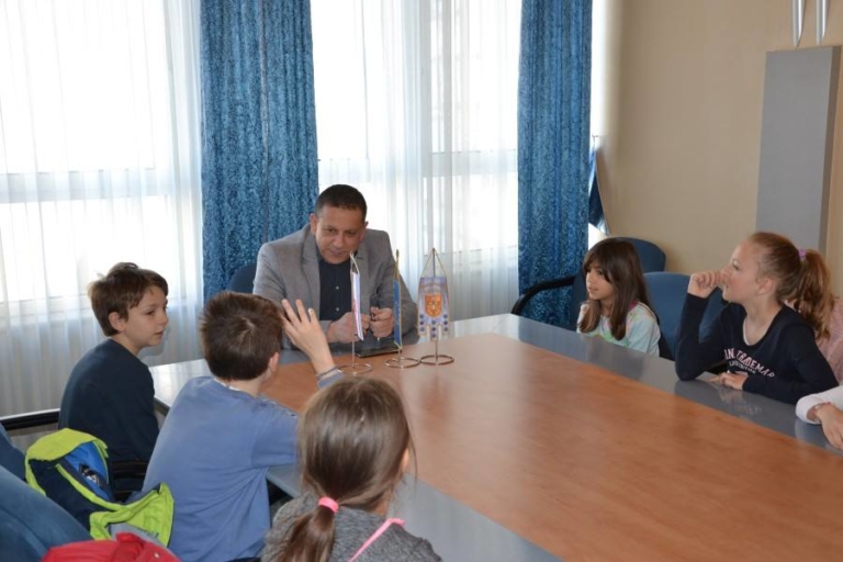 FOTO Učenici iz Tina Ujevića posjetili Županiju i naučili sve o ustroju i radu župana