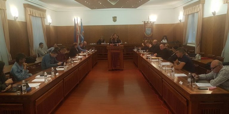 Gradsko vijeće KninaHDZ u Kninu nije podržao prijedlog da upravljanje Kninskom tvrđavom preuzme JU Matica
