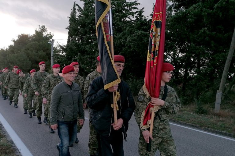 Hodali u čast stradalimaFOTO/VIDEO ‘Pauci’ nakon trodnevne hodnje stigli iz Knina u Škabrnju