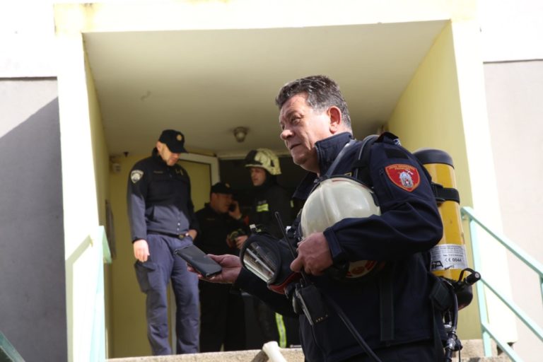 Na terenu je 16 vatrogasacaZapovjednik šibenskog JVP-a MIlošević: ‘Sve je pod kontrolom, požar je lokaliziran’