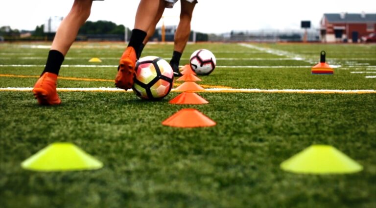 Preporuka Radne skupine za povratak natjecanjaHNS pozvao niželigaše i škole nogometa da pričekaju s treninzima: ‘Nemojte riskirati zdravlje svojih nogometaša’