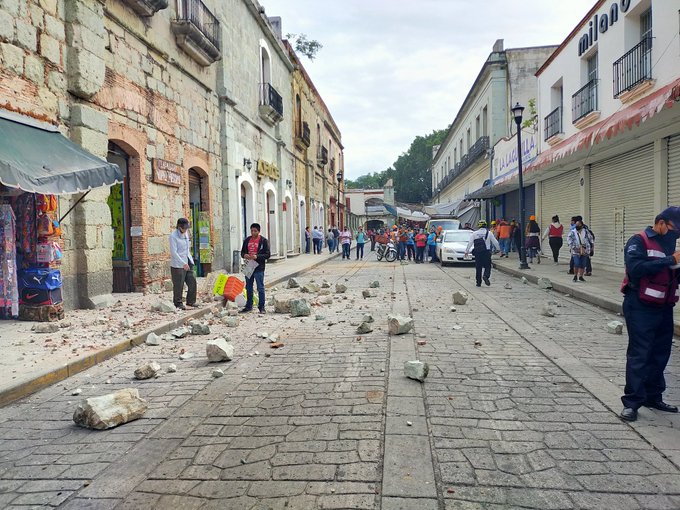 Snažan potres magnitude 7,5 pogodio Meksiko, izdano upozorenje za tsunami