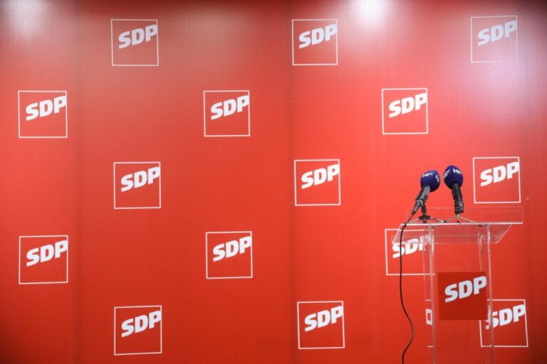 Pet je kandidata za izbore 26. rujna Čelnici lokalnog SDP-a mahom znaju koga žele na čelu stranke, jedino Vidović ima drugačije mišljenje