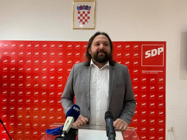 Nude i suradnjuRestović poziva Burića na donošenje hitnih odluka za spas obitelji koje žive od ugostiteljstva